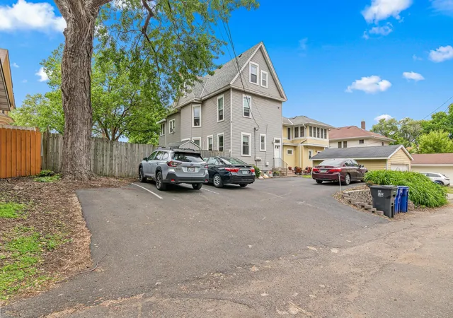 5th image of 228 Victoria St N, Saint Paul, MN 55104 | MLS# 7082738