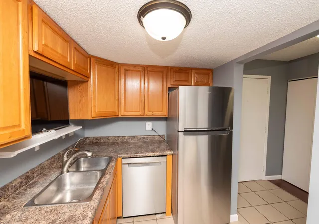 3rd image of 7196 72Nd Ln N #227, Brooklyn Park, MN 55428 | MLS# 7082766