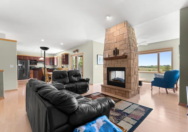 3rd image of 23373 616Th St, Mantorville, MN 55955 | MLS# 7082773