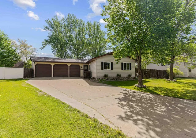Single family home for sale at 2954 Heatherwood Cir S, Moorhead, MN 56560 | MLS# 7082783