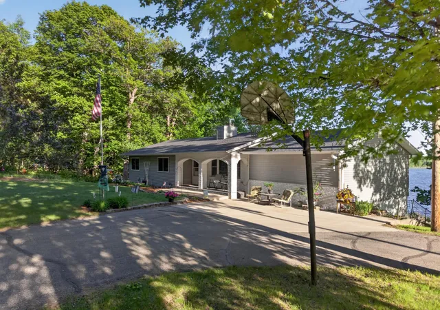 2nd image of 31265 Eagle Lake Rd, Frazee, MN 56544 | MLS# 7082784