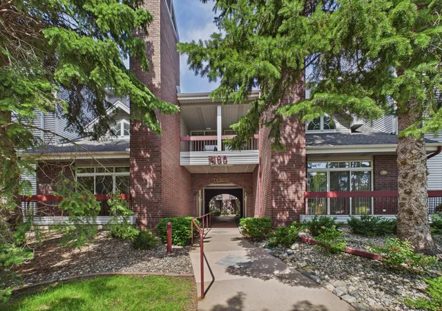 Homes for sale in Edina, MN | 7400 Edinborough Wy #5103, Edina, MN 55435 | MLS# 7082813