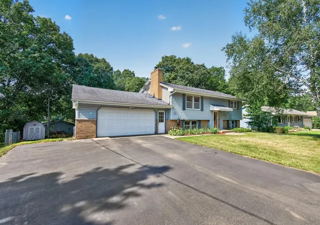 2nd image of 2261 139th Ave Nw, Andover, MN 55304 | MLS# 7082927