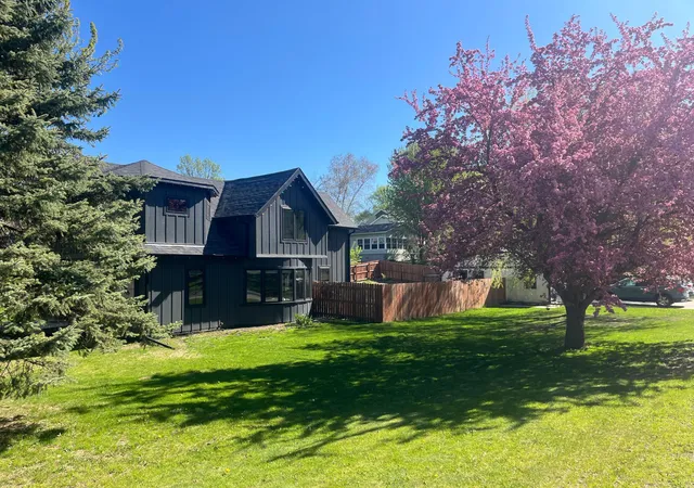 Homes for sale in Battle Lake, MN | 302 N Washington Ave, Battle Lake, MN 56515 | MLS# 7082937
