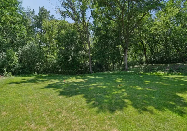 Homes for sale in Burnsville, MN | 3203 Red Oak Cir S, Burnsville, MN 55337 | MLS# 7082959