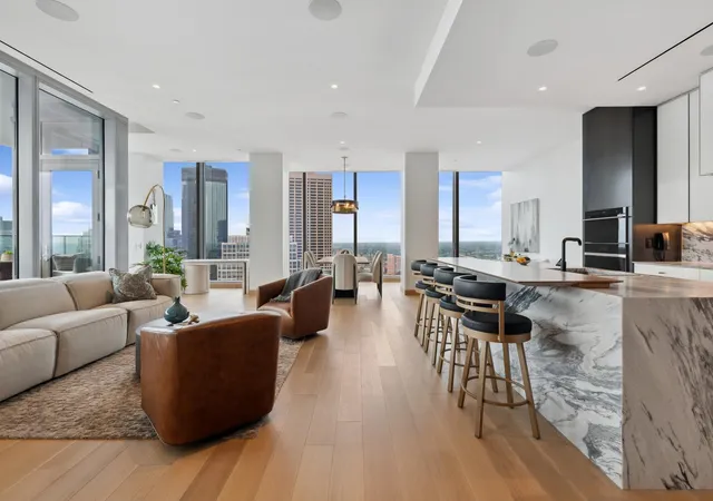 Photo 2 of Condo for sale at 255 Hennepin Ave #3107, Minneapolis, MN 55401 | MLS# 7083005 | Listing updated on 2026-07-29