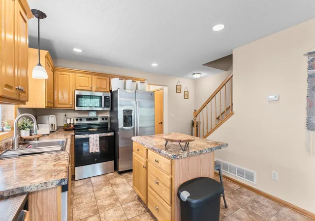 Photo 3 of Single family home for sale at 3156 River Fls Ct Nw, Rochester, MN 55901 | MLS# 7083015 | Listing updated on 2026-07-18