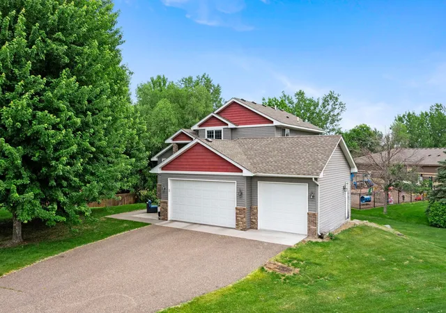 Homes for sale in Blaine, MN | 1221 118Th Ln Ne, Blaine, MN 55434 | MLS# 7083078