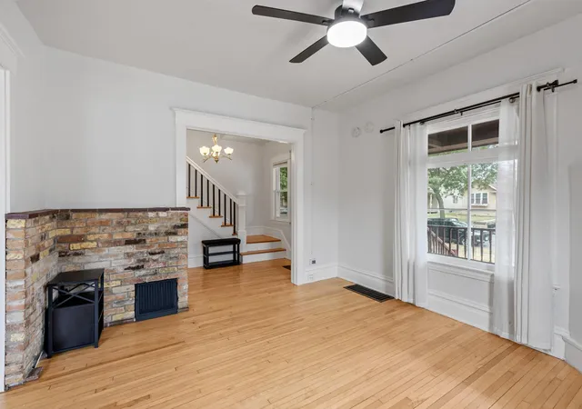 Photo 1 of Single family home for sale at 1176 14th Ave Se, Minneapolis, MN 55414 | MLS# 7083083 | Listing updated on 2026-09-29