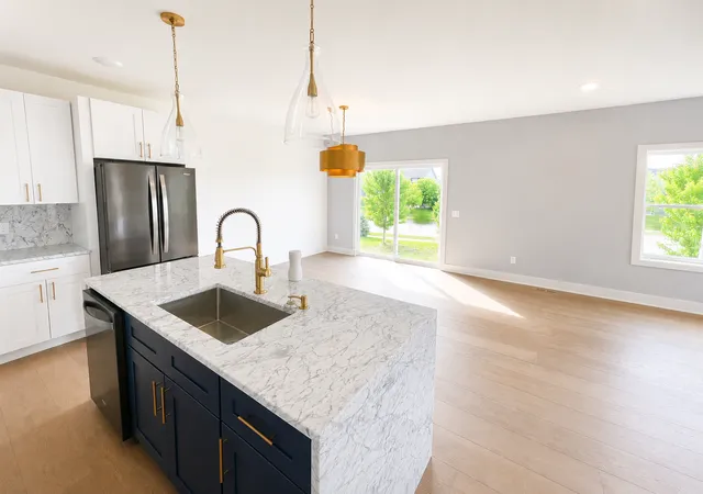 Photo 4 of Single family home for sale at 4544 Savanna Trl, Chaska, MN 55318 | MLS# 7083099 | Listing updated on 2026-09-17