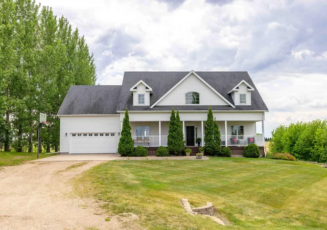 Homes for sale in Barnesville, MN | 21677 162nd Ave S, Barnesville, MN 56514 | MLS# 7083108
