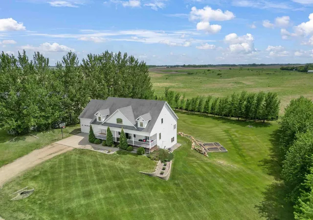 Homes for sale in Barnesville, MN | 21677 162Nd Ave S, Barnesville, MN 56514 | MLS# 7083108