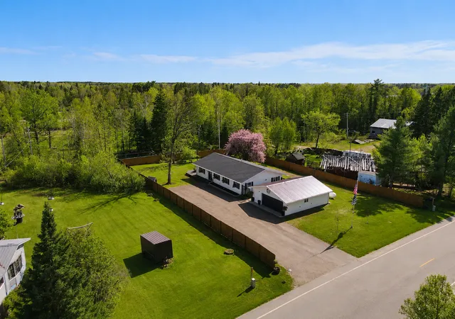Photo 3 of Single family home for sale at 202 Ash St, Bigfork, MN 56628 | MLS# 7083112 | Listing updated on 2026-07-27
