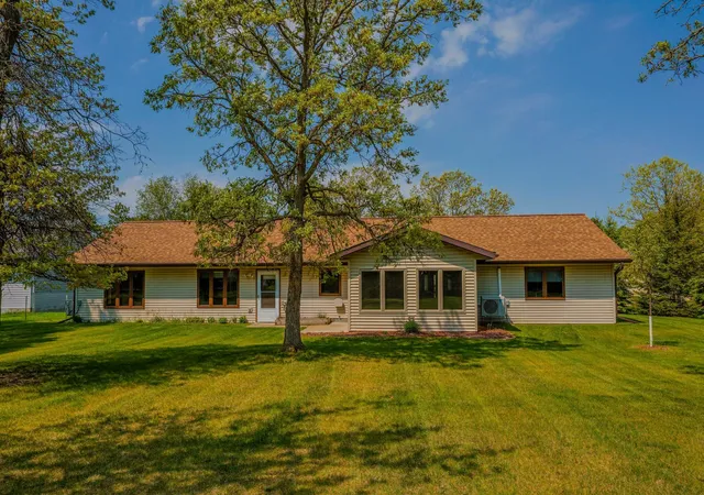 4th image of 706 Forest View Ave, Park Rapids, MN 56470 | MLS# 7083118