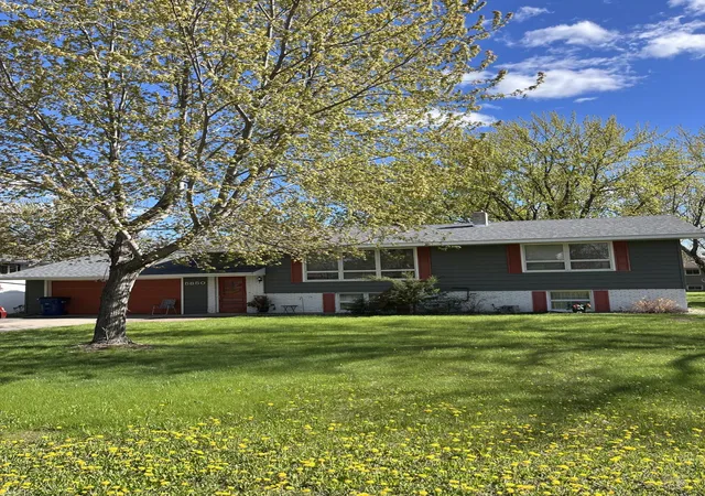 Photo 2 of Single family home for sale at 5850 Rolling Ridge Rd, Saint Cloud, MN 56303 | MLS# 7083180 | Listing updated on 2026-10-03