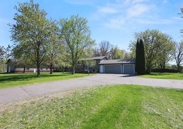 1st image of 1546 Primrose Rd Ne, Sauk Rapids, MN 56379 | MLS# 7083239