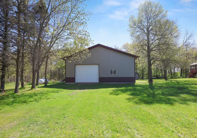 Photo 3 of Single family home for sale at 1546 Primrose Rd NE, Sauk Rapids, MN 56379 | MLS# 7083239 | Listing updated on 2026-10-13
