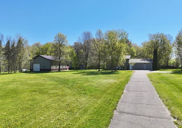 Photo 4 of Single family home for sale at 1546 Primrose Rd NE, Sauk Rapids, MN 56379 | MLS# 7083239 | Listing updated on 2026-10-13
