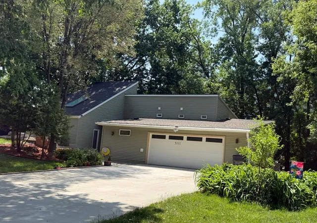 1st image of 5111 Circle Down, Golden Valley, MN 55416 | MLS# 7083271