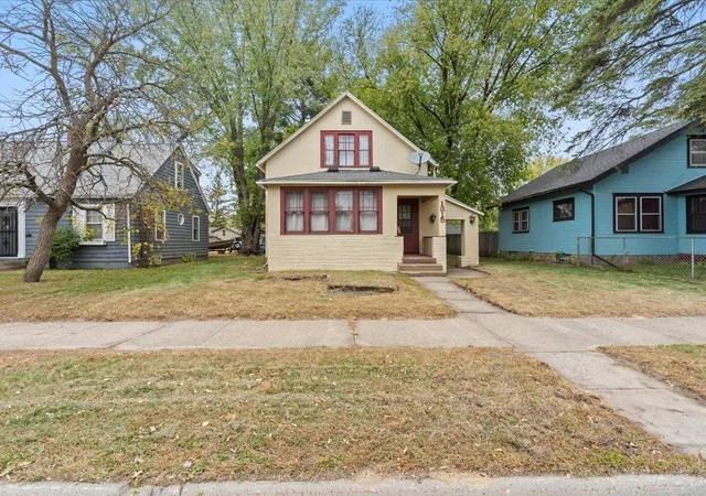Photo 2 of Single family home for sale at 1315 Pine St, Brainerd, MN 56401 | MLS# 7083279 | Listing updated on 2026-10-15