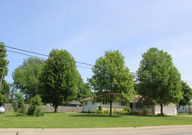 Homes for sale in Elkton, MN | 200 N Adams St, Elkton, MN 55933 | MLS# 7083298