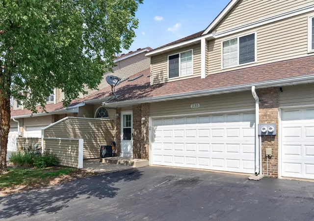 Homes for sale in New Brighton, MN | 1133 Pecks Woods Dr, New Brighton, MN 55112 | MLS# 7083305