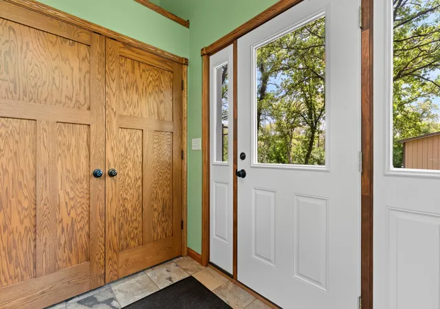 4th image of 2000 Schmidt Ct Se, Rochester, MN 55904 | MLS# 7083320