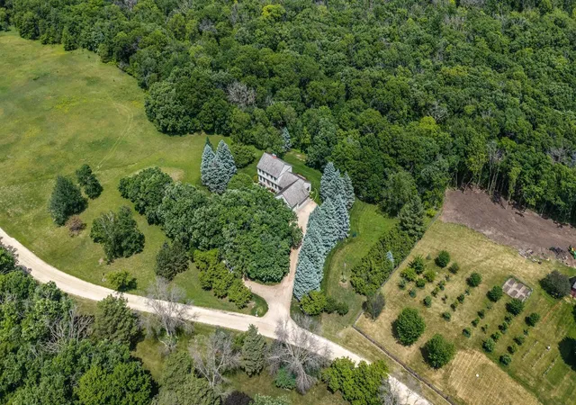 3rd image of 8 Old Deerfield Rd, Welch, MN 55089 | MLS# 7083358