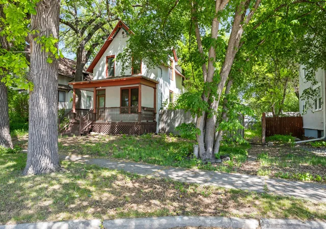 3rd image of 335 9Th Ave S, Fargo, ND 58103 | MLS# 7083368