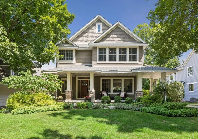 1st image of 238 Broadway Ave N, Wayzata, MN 55391 | MLS# 7083395
