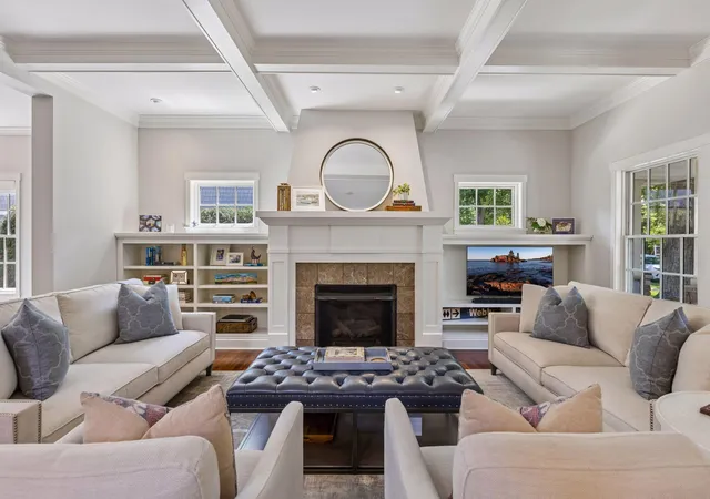 5th image of 238 Broadway Ave N, Wayzata, MN 55391 | MLS# 7083395