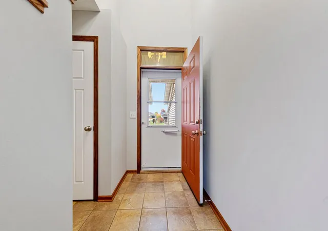 2nd image of 2330 Elianna Dr, Northfield, MN 55057 | MLS# 7083428