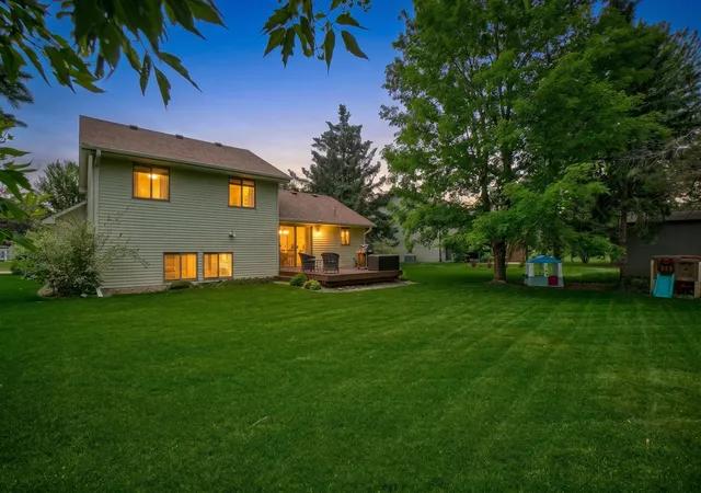 Homes for sale in Stillwater, MN | 1400 Highland Rd, Stillwater, MN 55082 | MLS# 7083450