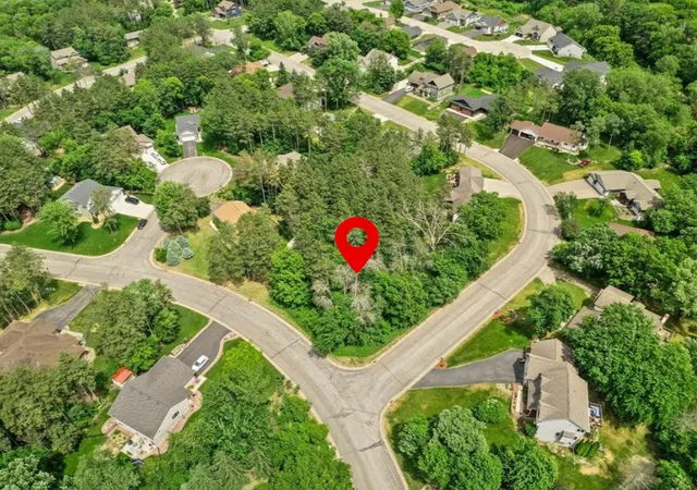 Homes for sale in Prescott, WI | 595 Hillside Dr, Prescott, WI 54021 | MLS# 7083469