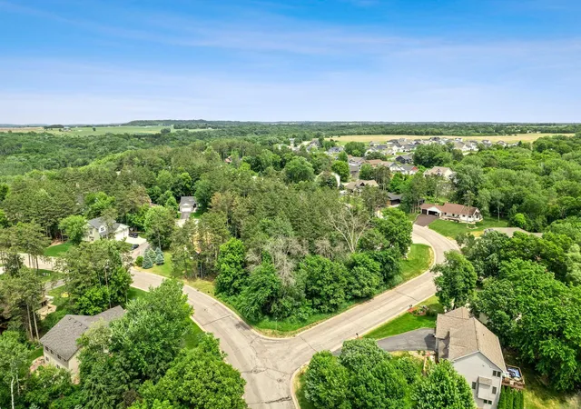 Homes for sale in Prescott, WI | 595 Hillside Dr, Prescott, WI 54021 | MLS# 7083469