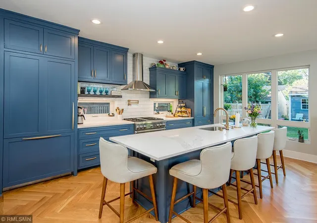 Photo 1 of Single family home for sale at 1368 Eleanor Ave, Saint Paul, MN 55116 | MLS# 7083476 | Listing updated on 2026-05-29
