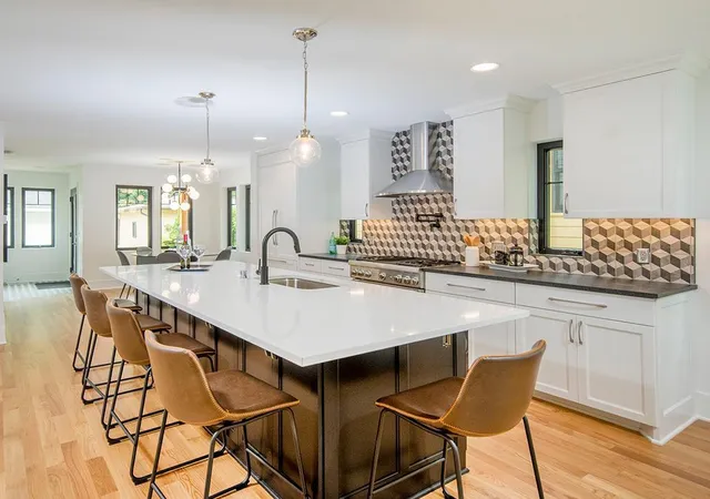 Photo 3 of Single family home for sale at 1368 Eleanor Ave, Saint Paul, MN 55116 | MLS# 7083476 | Listing updated on 2026-05-29