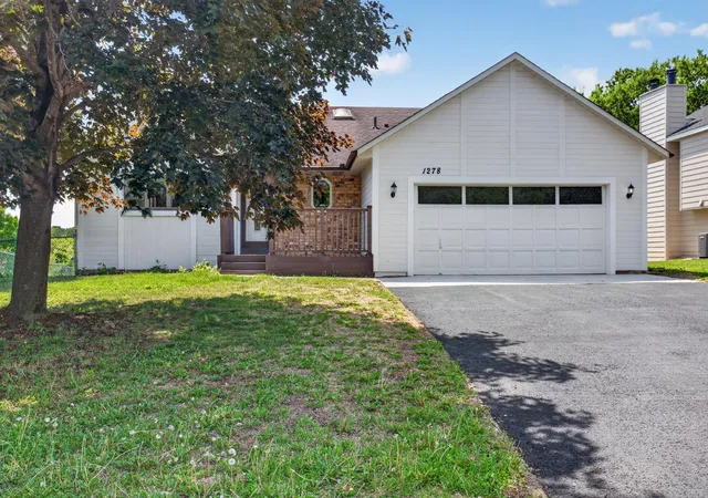 3rd image of 1278 Windcrest Ave, Saint Paul, MN 55123 | MLS# 7083517