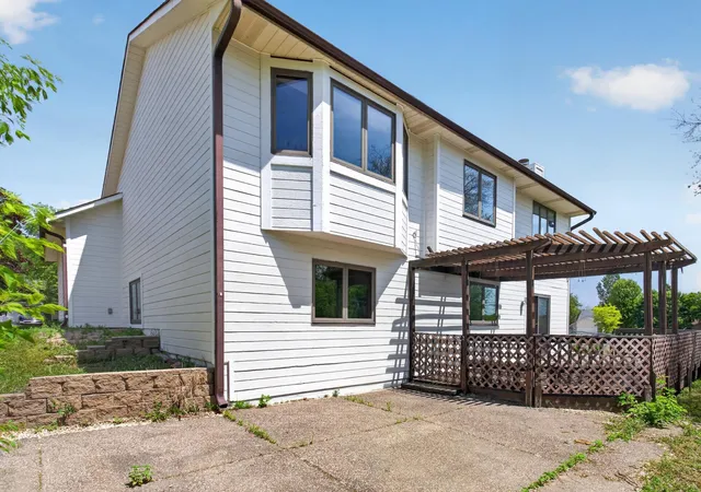 5th image of 1278 Windcrest Ave, Saint Paul, MN 55123 | MLS# 7083517