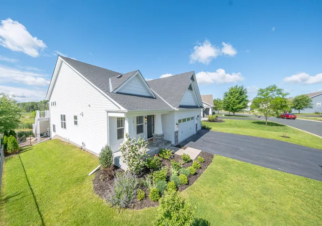 Photo 4 of Single family home for sale at 12300 Pineridge Way N, Dayton, MN 55327 | MLS# 7083537 | Listing updated on 2026-08-31