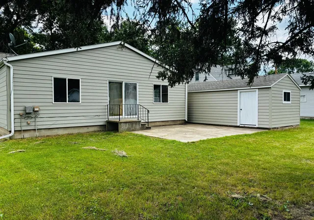 Homes for sale in Slayton, MN | 2742 Pine Ave, Slayton, MN 56172 | MLS# 7083556