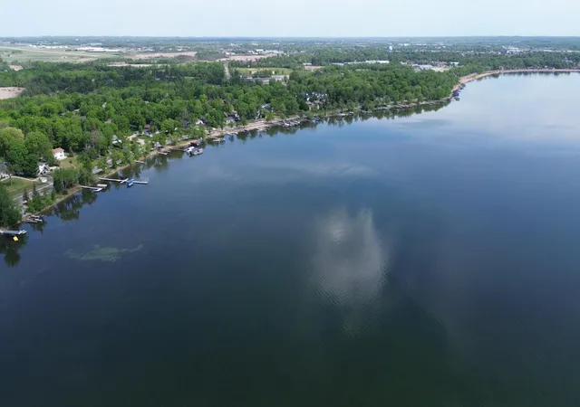 Homes for sale in Detroit Lakes, MN | 1108 W Lake Dr, Detroit Lakes, MN 56501 | MLS# 7083584