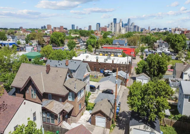 51st image of 3021 Park Ave S, Minneapolis, MN 55407 | MLS# 7083598