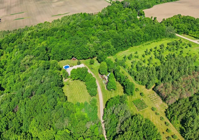 Photo 2 of Single family home for sale at 1665 County Rd 5 SW, Howard Lake, MN 55349 | MLS# 7083607 | Listing updated on 2026-08-04