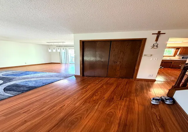 Photo 4 of Townhouse for sale at 4567 Horizon Cir, Saint Paul, MN 55123 | MLS# 7083640 | Listing updated on 2026-06-15