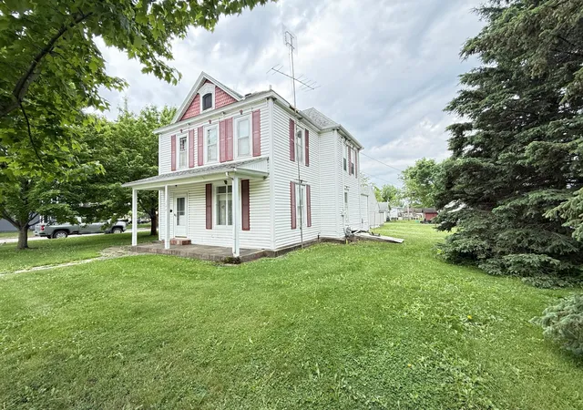 Homes for sale in Sacred Heart, MN | 324 E Maple St, Sacred Heart, MN 56285 | MLS# 7083662