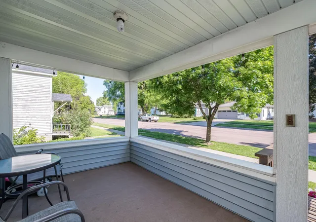 Homes for sale in Sleepy Eye, MN | 317 Walnut St Sw, Sleepy Eye, MN 56085 | MLS# 7083724