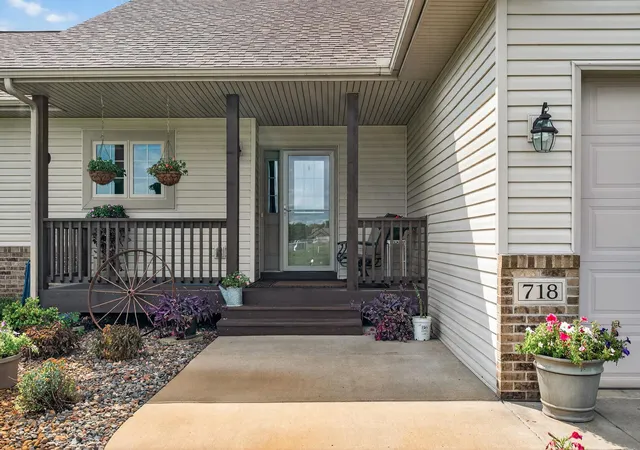 Homes for sale in Cedar, MN | 718 209Th Ln Nw, Cedar, MN 55011 | MLS# 7083740