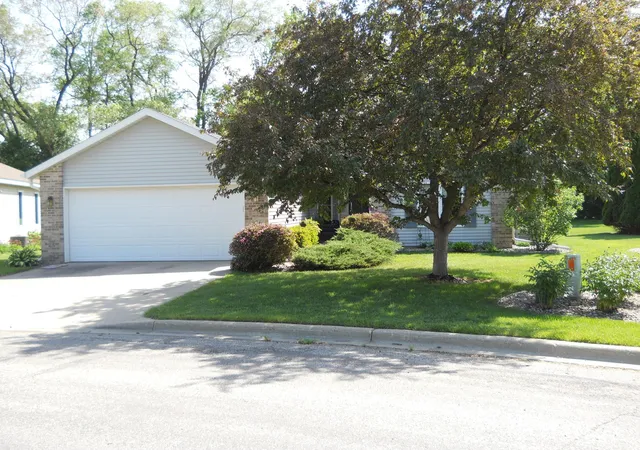 Homes for sale in Waite Park, MN | 956 Willow Grove Cir, Waite Park, MN 56387 | MLS# 7083830