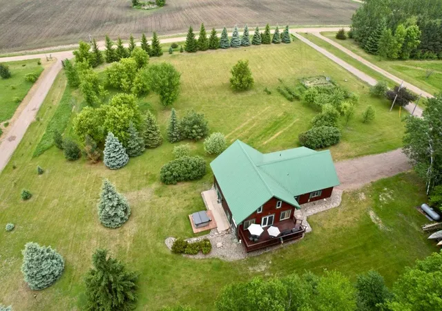 Homes for sale in Burtrum, MN | 4498 Avery Rd, Burtrum, MN 56318 | MLS# 7083856